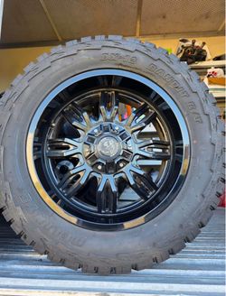 Tires & Wheels Set