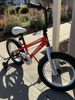 Costway - 17.5 in. Kids Bike Bicycle with Training Wheels for 5-Year-8-Years Old Boys Girls Red