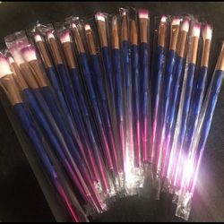 Set Of 20 Make Up Brushes, New 