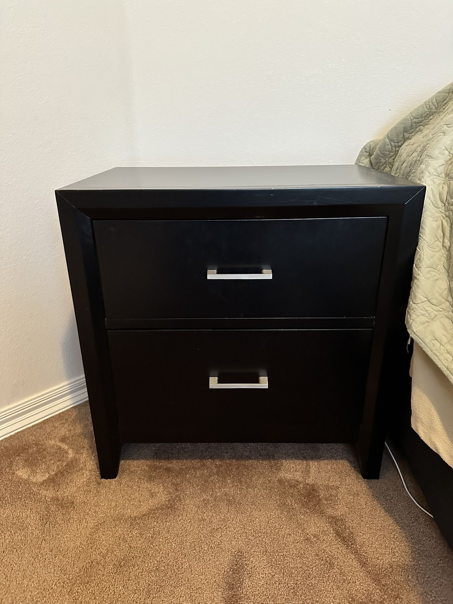 2 drawer Night Stand