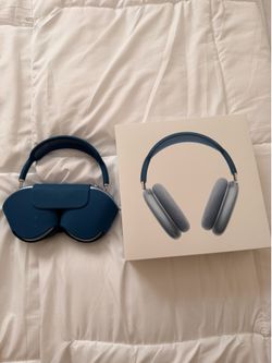 AirPods Max with Smart Case and box