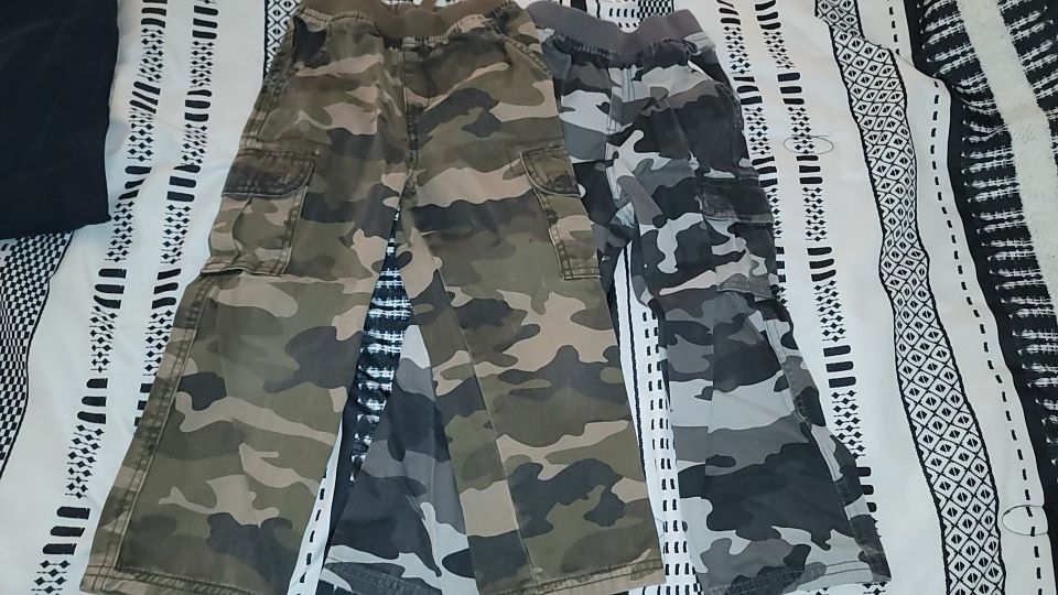 The Children's Place Camo Pants Size 4T