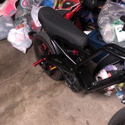 E-bike Bike. Sebikes. Thrones