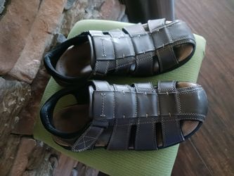 Men's Sandals Size 11 By Dockers