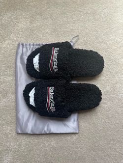 Balenciaga  Fury Slides black