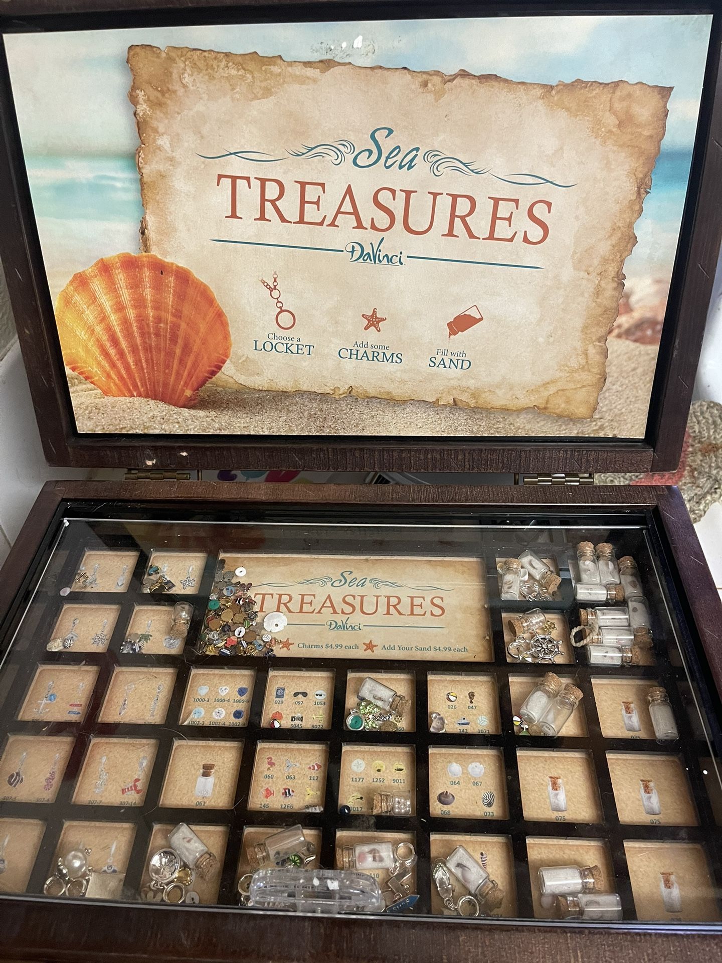 Sea Treasures DaVinci Necklace Making Set