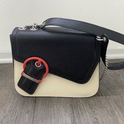 NEW LANCEL CROSSBODY PURSE