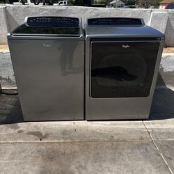 Whirlpool, Washer And Dryer, electric perfect in good condition