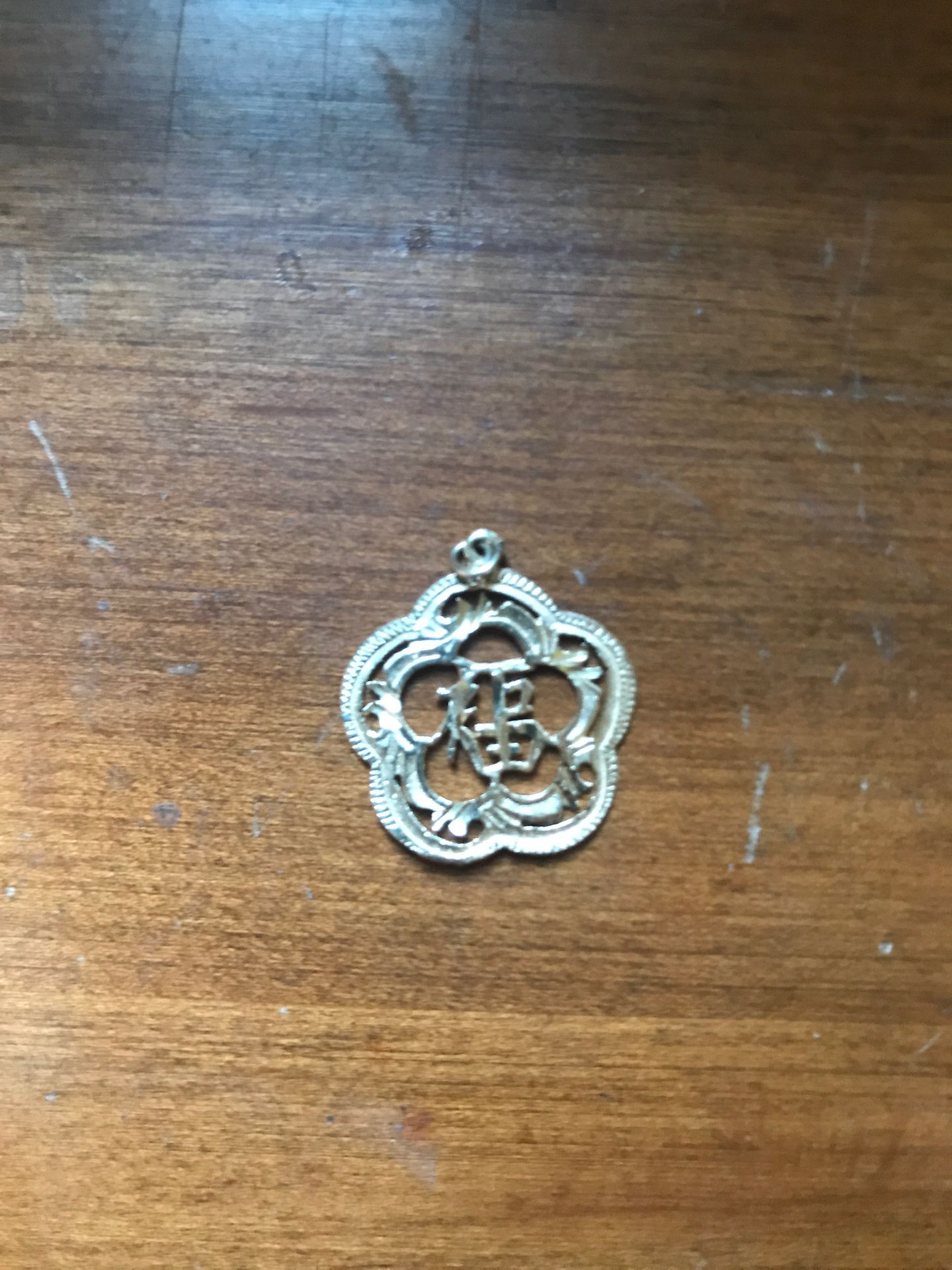 14k gold pendant