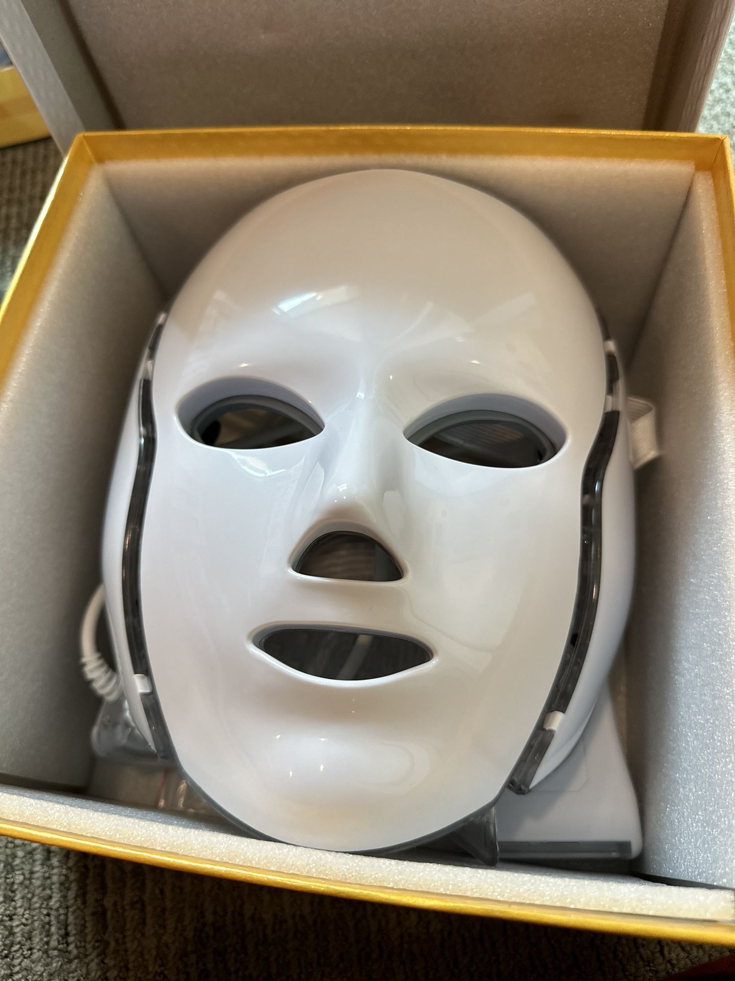 LED FACE MASK