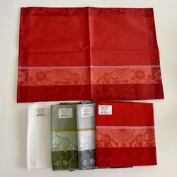 Voyage Iconique by Le Jacquard Francais Napkin 23” X 23” - 4 Colors And A Free Coated Placemat