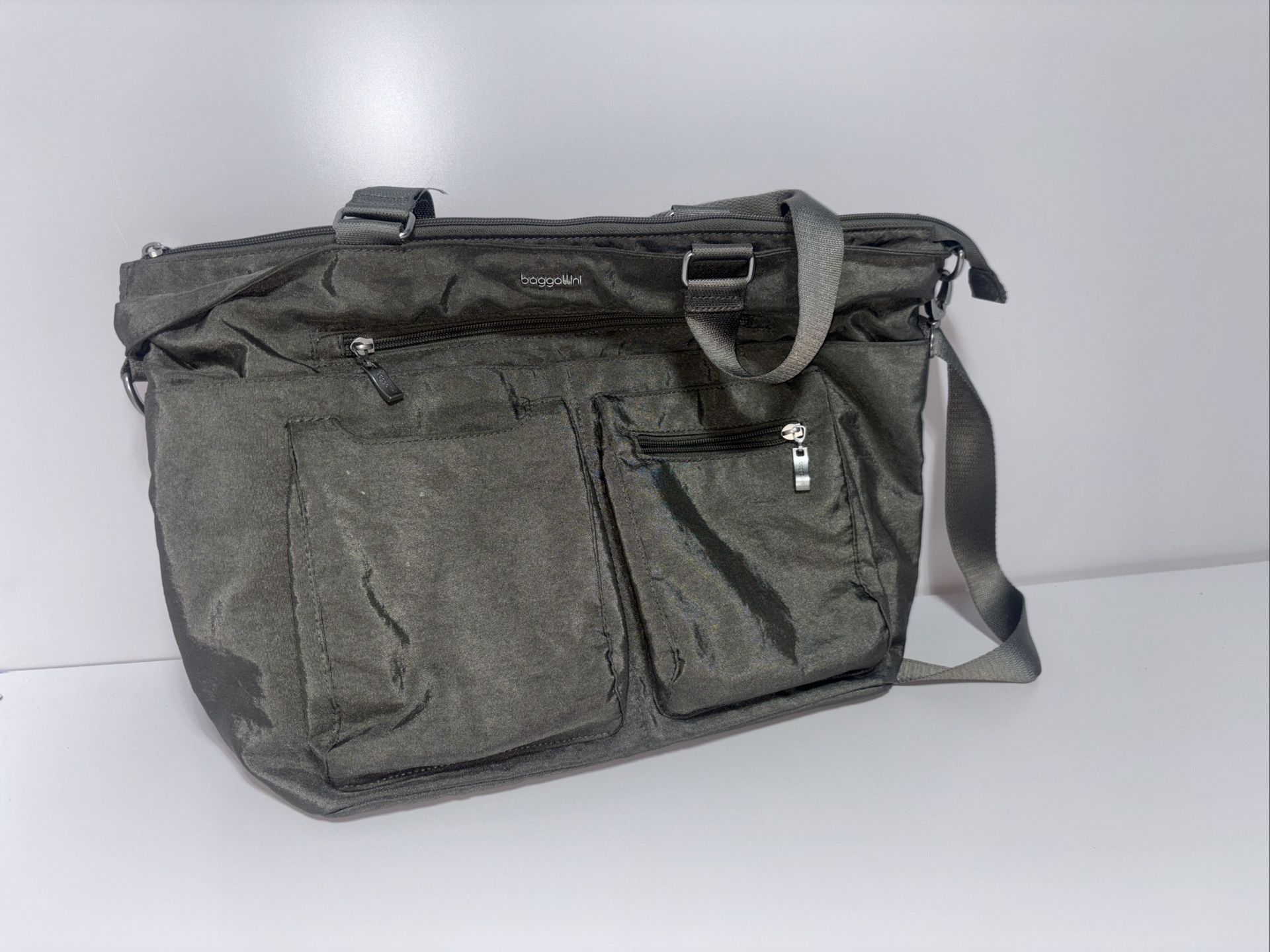BAGGALLINI ANY DAY TOTE FITS UPTO 15” LAPTOP ZIPPER LIGHT TRAVEL GRAY