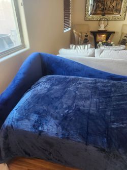Blue Velvet Sofa with Blanket