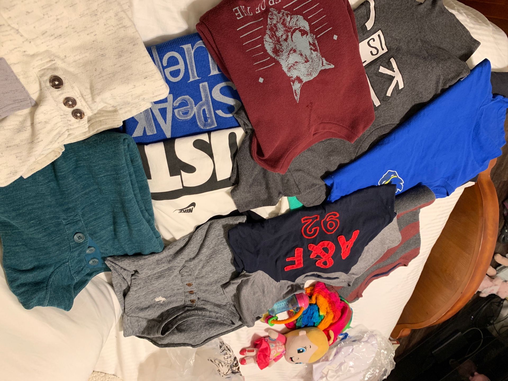 Boys shirts/ long sleeve 10-12 M