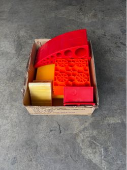 RV leveling blocks and wheel chocks