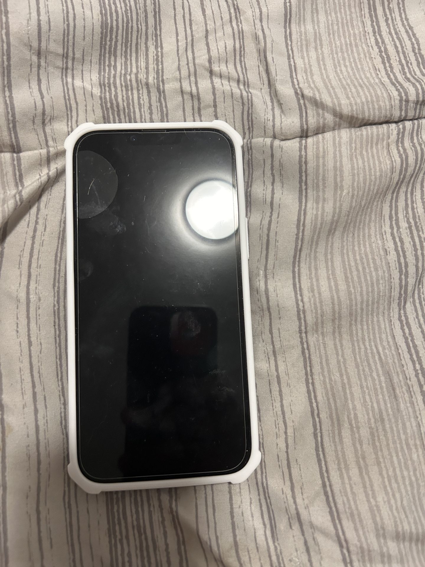iPhone 14 PLUS