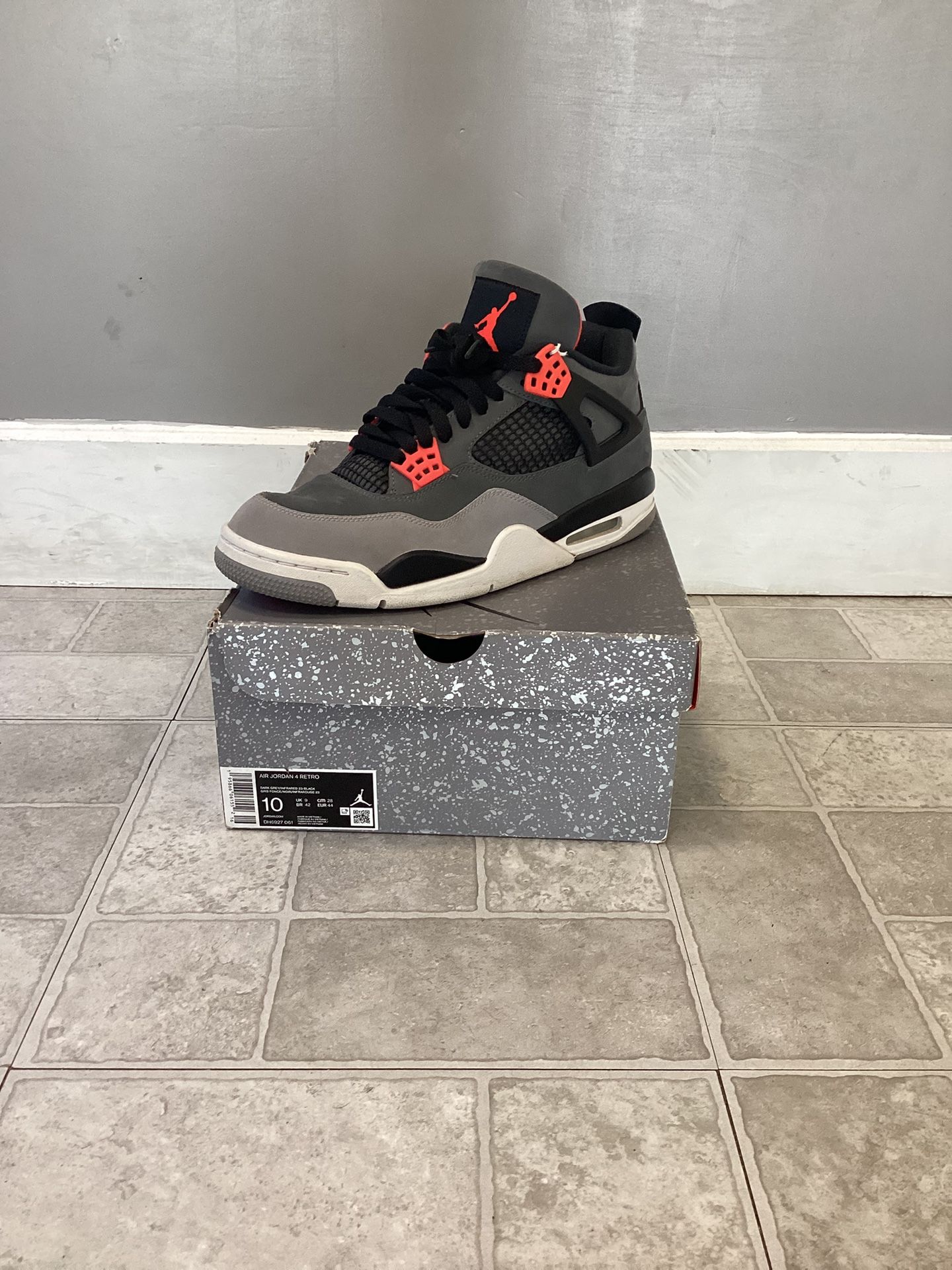 Jordan 4 bred sz 10 2024 Nike Air Jordan 4 Retro Bred Reimagined Sneaker (Size  main image 3