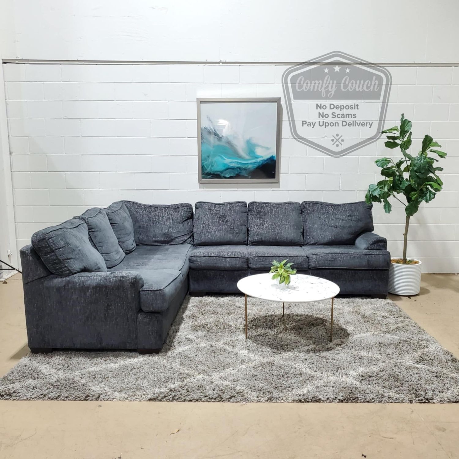 🛋️Charcoal Gray Sectional(Delivery Available!! )
