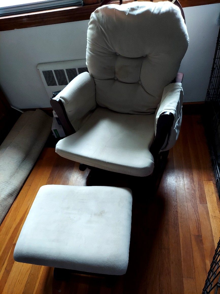Gliding Nursery Chair