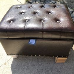 New Threshold Tufted Ottoman 