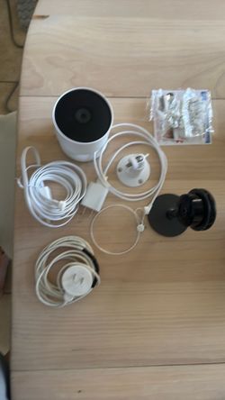 Nest cam outdoor plus free, indoor cam