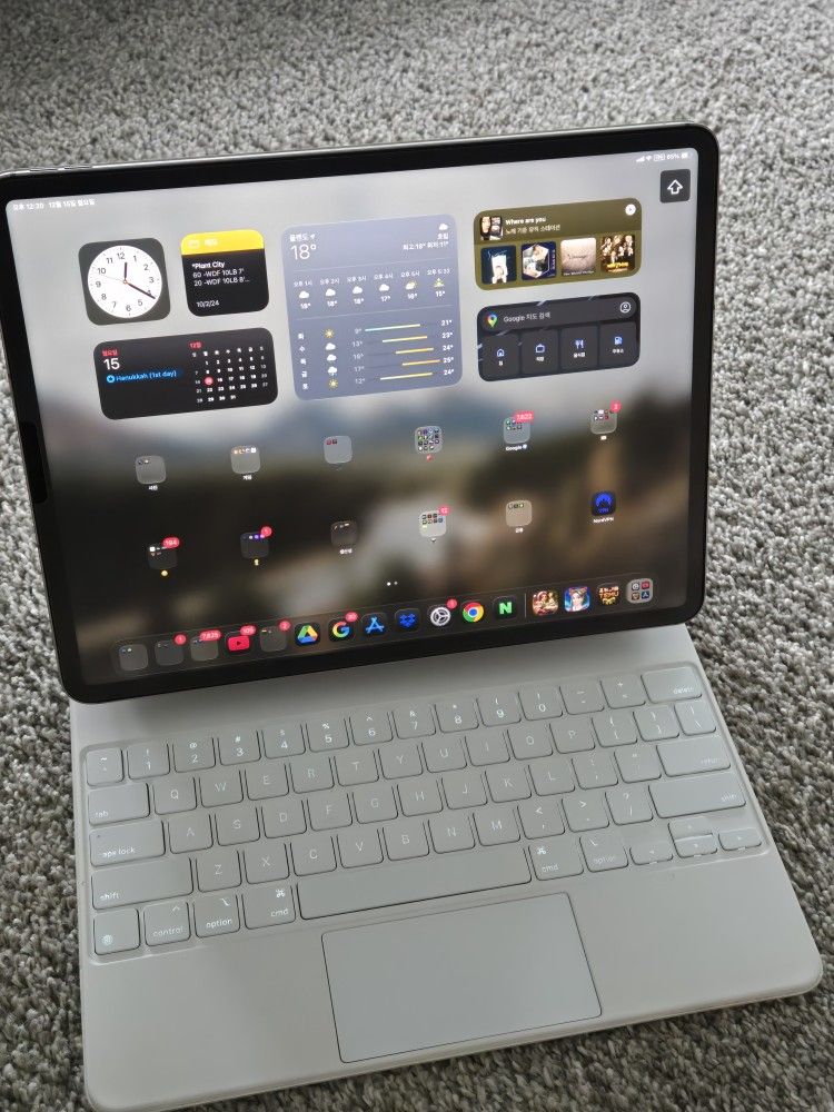 iPad Pro M2 512GB + Magic Keyboard – AT&T