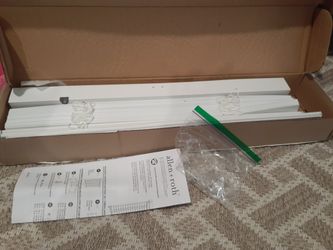 Allen + Roth Cordless 2" Faux Wood Blinds White 22.5" x 42" See Photos