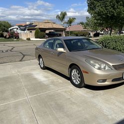 2004 Lexus IS 300