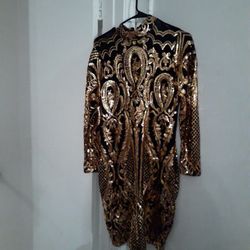 BLACK AND GOLD SEQUINS DRESS SIZE12.  $10GOOD CONDITION 