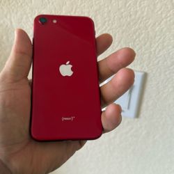 iPhone SE Boost mobile Red Color In excellent Condition 