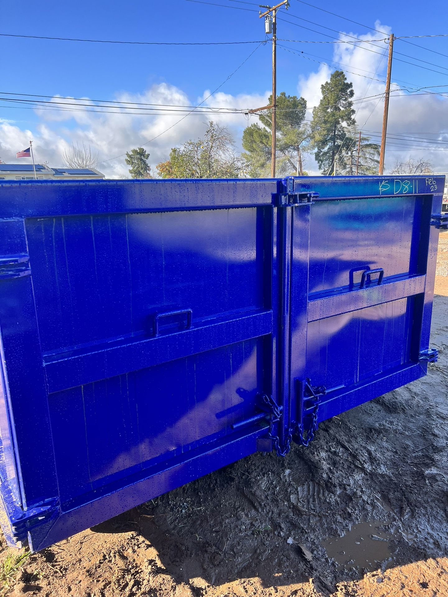16 Ft Dumpster for Sale in Beaumont, CA OfferUp