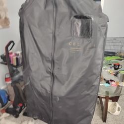 Design In Italia  Inseam Size 40 Wast Size 34 Cellini Design in Italy Both Suits Same Size 