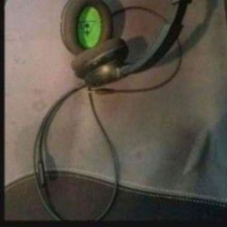 Xbox One Ear Force XO One Headset Good Conditions And Works Good 