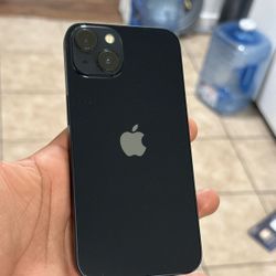 iPhone 13 128gb (UNLOCKED)