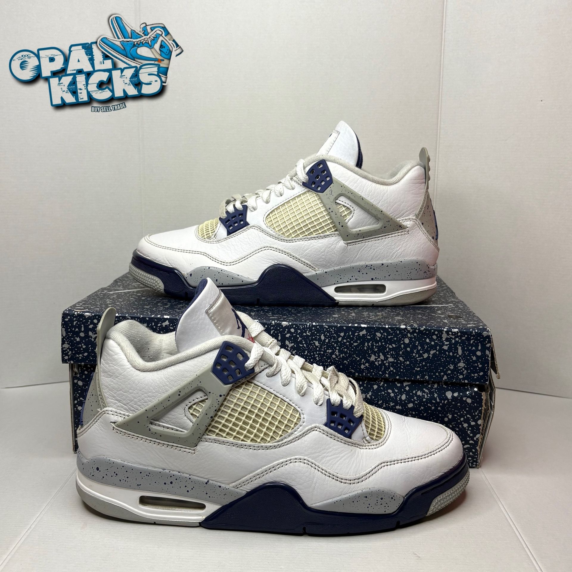 Size 9M - Jordan 4 “Midnight Navy” 
