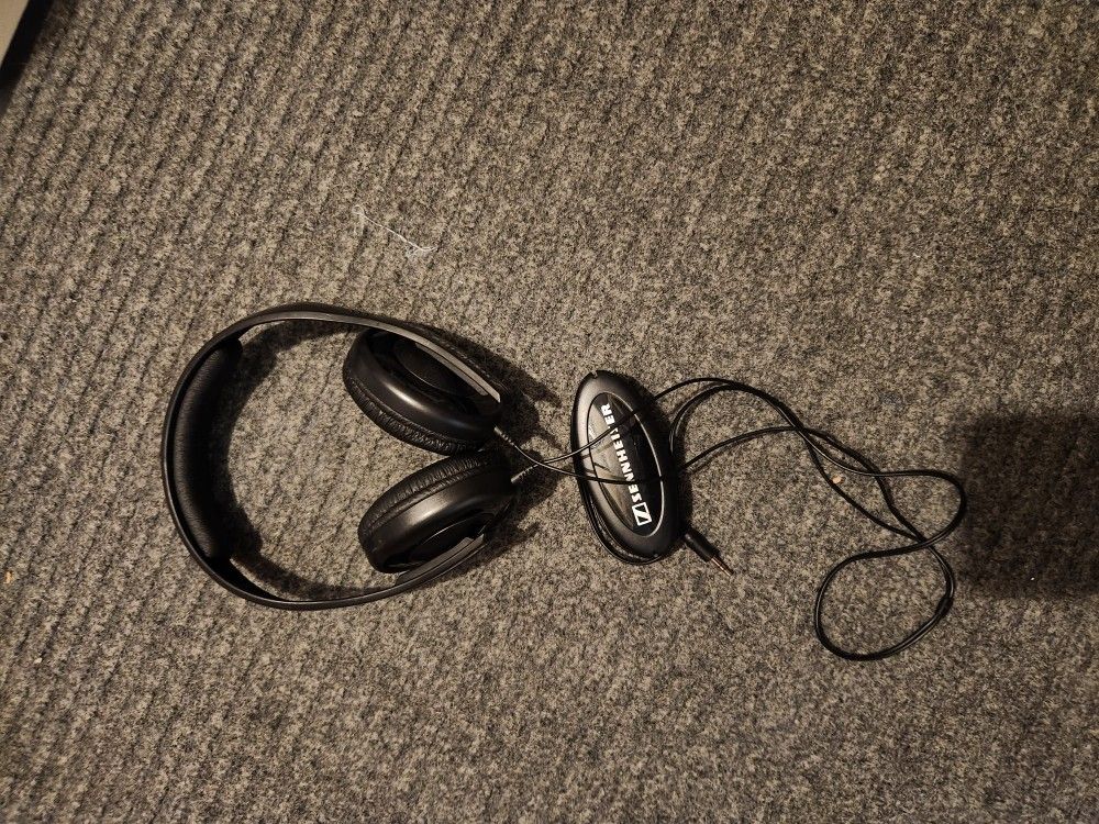 SENNHEISER HD202 Wired Over The Ear Headphones