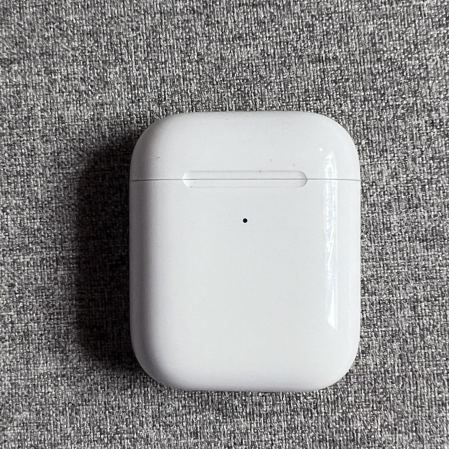 Apple AirPods 2nd Generation A1938 A2031 A2032 Bluetooth Earbuds