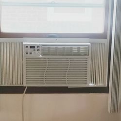Kenmore 6000 BTU Air Conditioner (SALE)