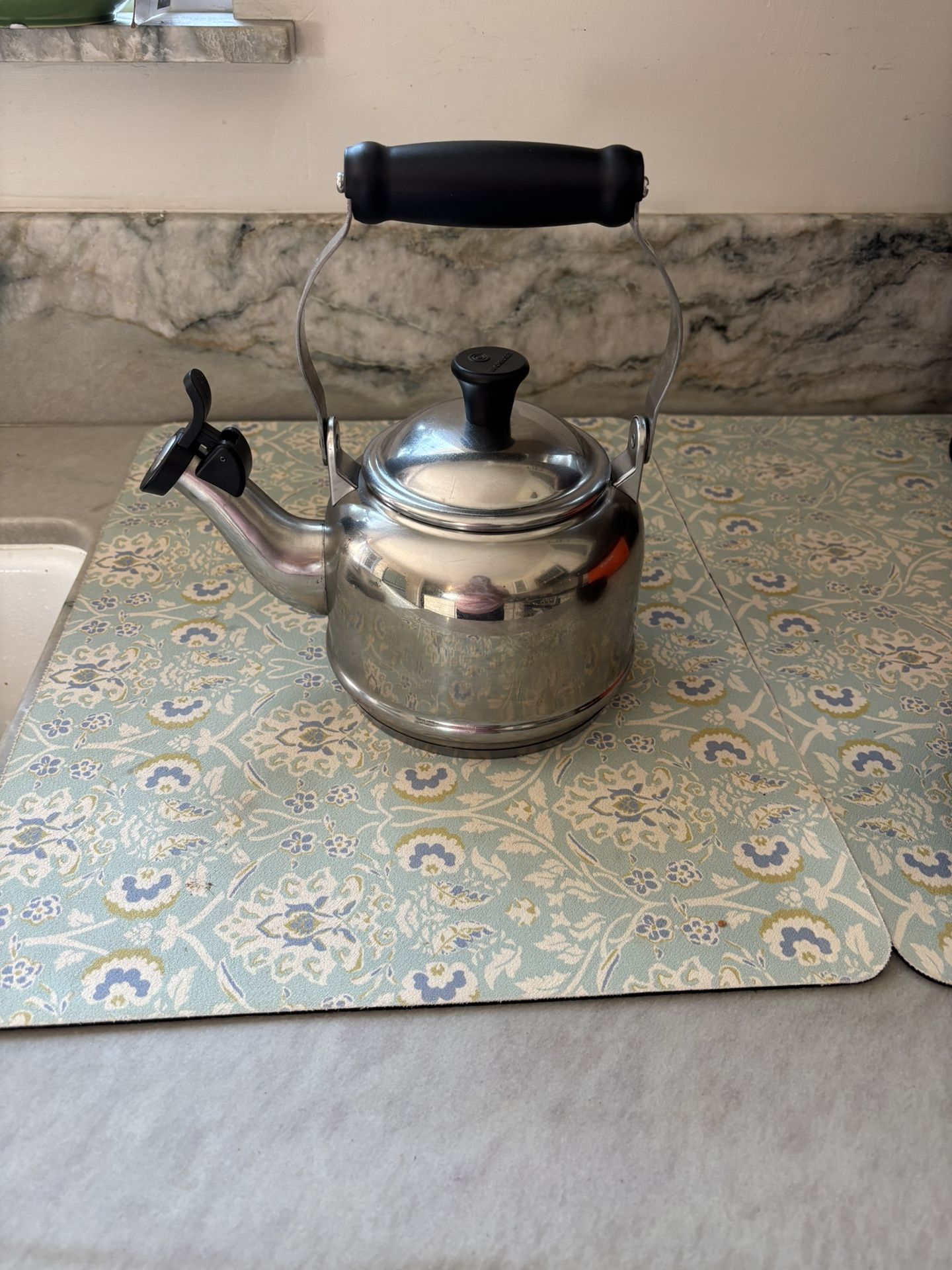 Le Creuset tea kettle