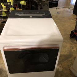 Kenmore electric dryer 7.4 ft.³
