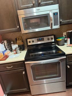 Stove & Microwave