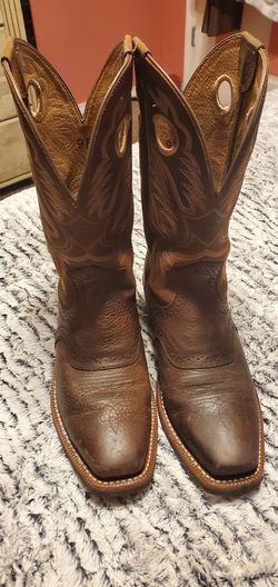 Ariat