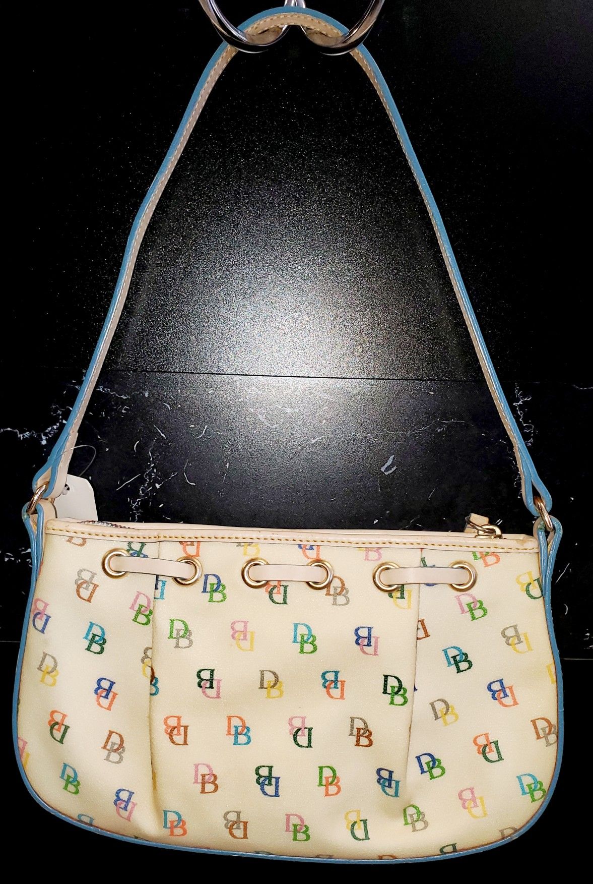 Dooney & Bourke Over The Shoulder Bag for Sale in Chantilly, VA - OfferUp