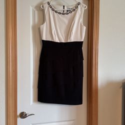 Black/white Dress