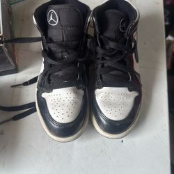 Boys Jordan’s 