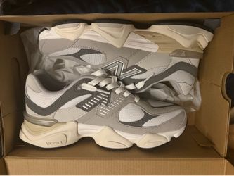 new balance (never worn)