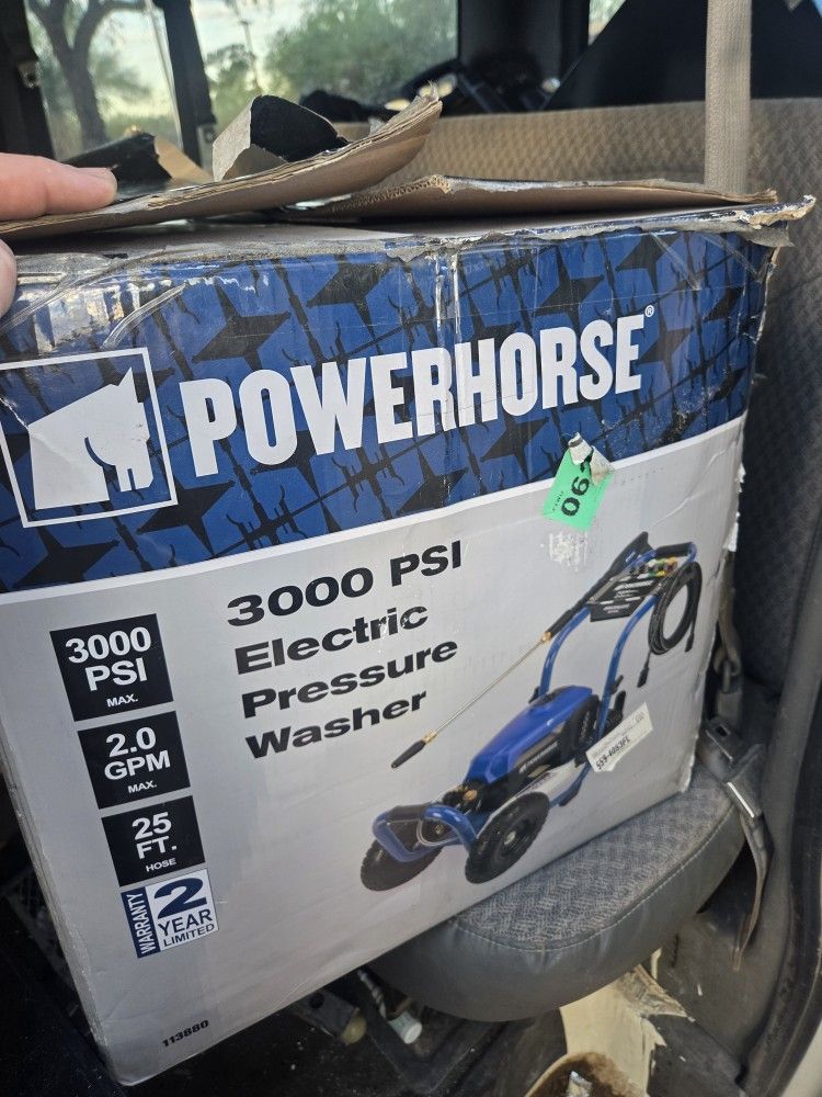 Powerhorse 3000psi 2.0 gpm electric pressure washer BRAND NEW IN THE BOX