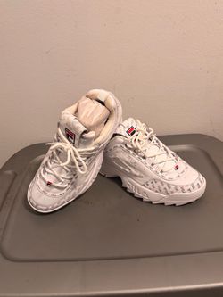 W 10 Fila Disruptor White Sneakers
