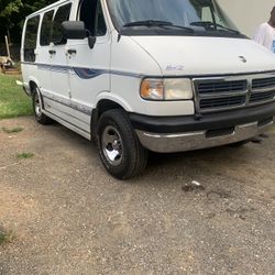 1996 Dodge Ram Van