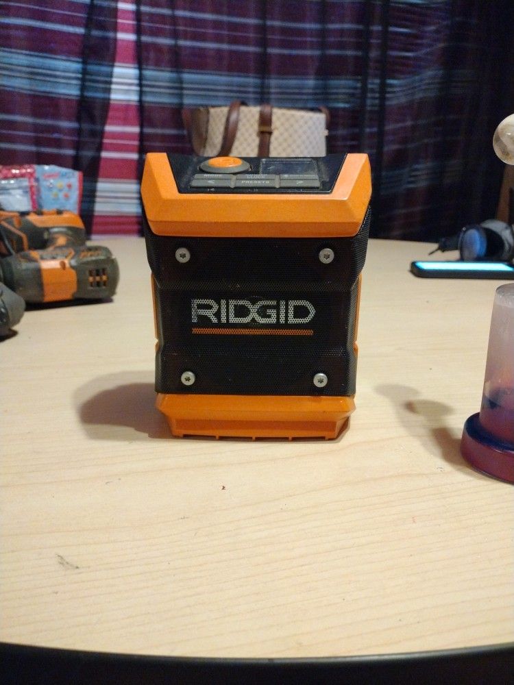 Ridgid Clock And Radio For The Jobsite